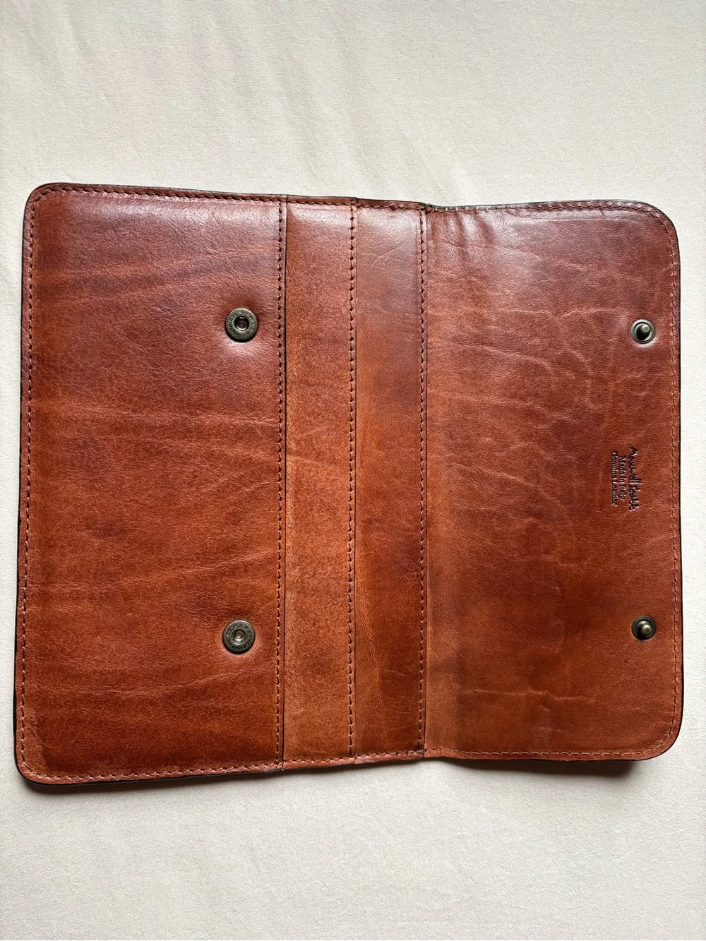 Maxwell Scott Torrino Men’s Travel Wallet
